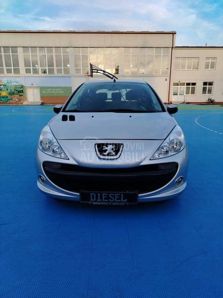Peugeot 206 plus 