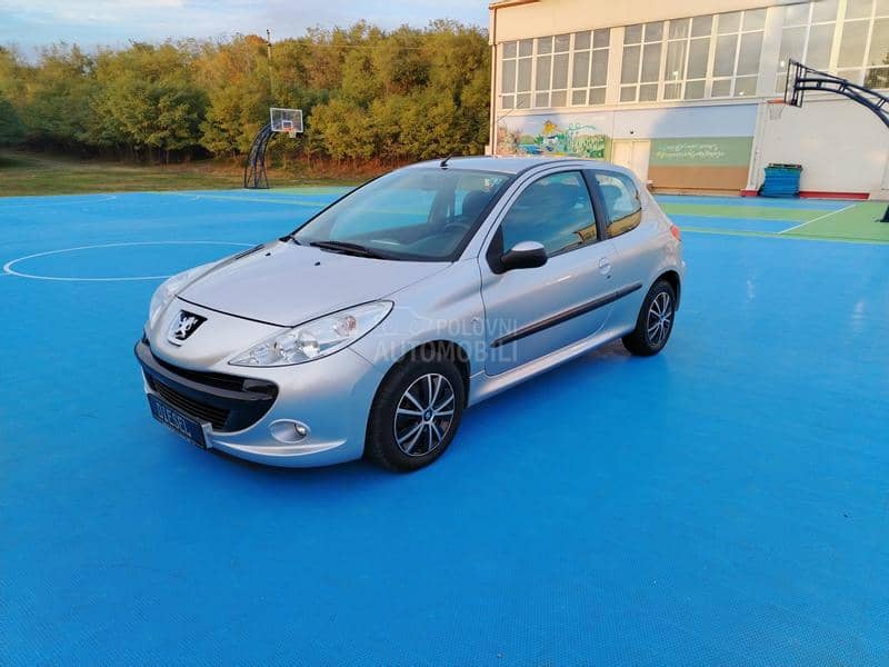 Peugeot 206 plus 