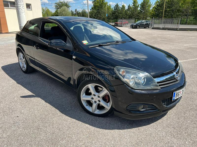 Opel Astra H GTC