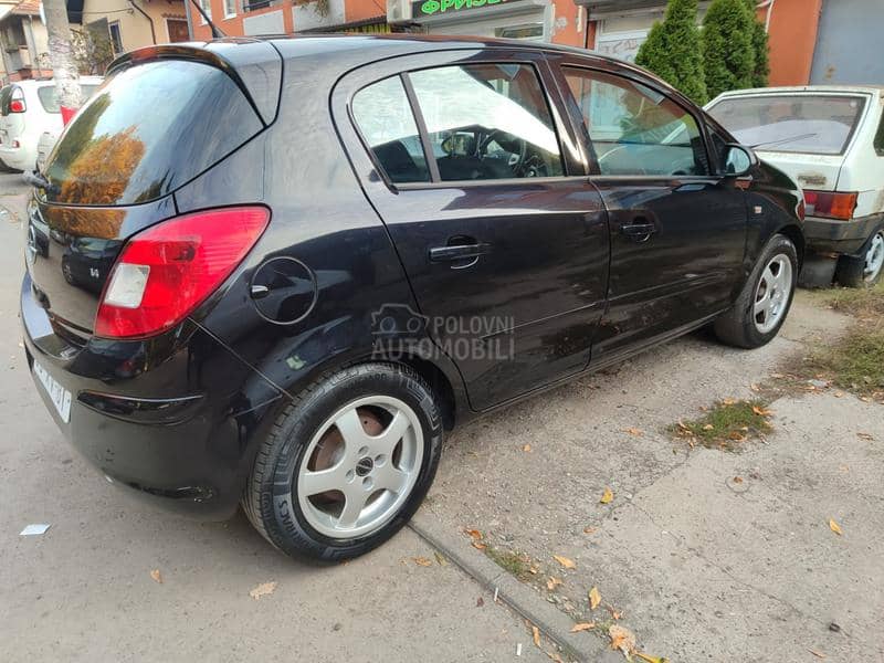 Opel Corsa D 1.4