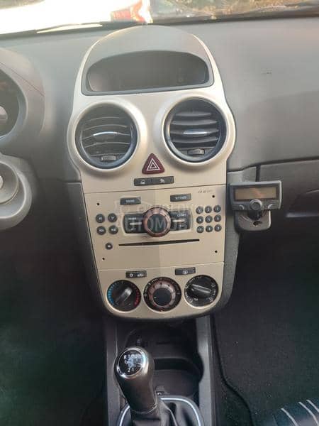 Opel Corsa D 1.4