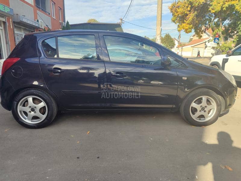 Opel Corsa D 1.4