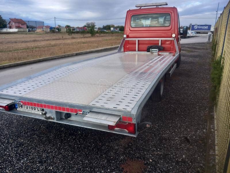 Iveco 35c12 B kategorija