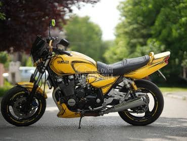 Yamaha xjr 1300