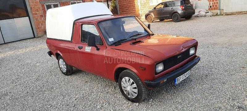 Zastava Poly 
