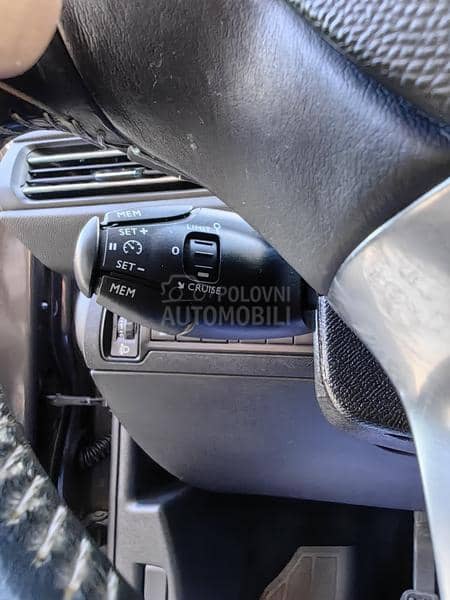 Peugeot 308 1.6BlueHDI BUSINESS