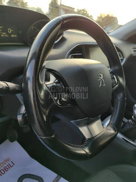 Peugeot 308 1.6BlueHDI BUSINESS