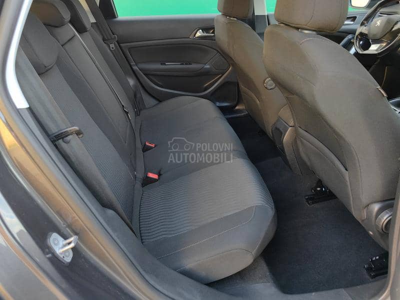 Peugeot 308 1.6BlueHDI BUSINESS