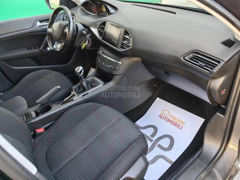 Peugeot 308 1.6BlueHDI BUSINESS