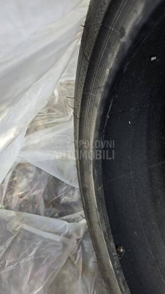 Michelin 245/35 R20 Letnja