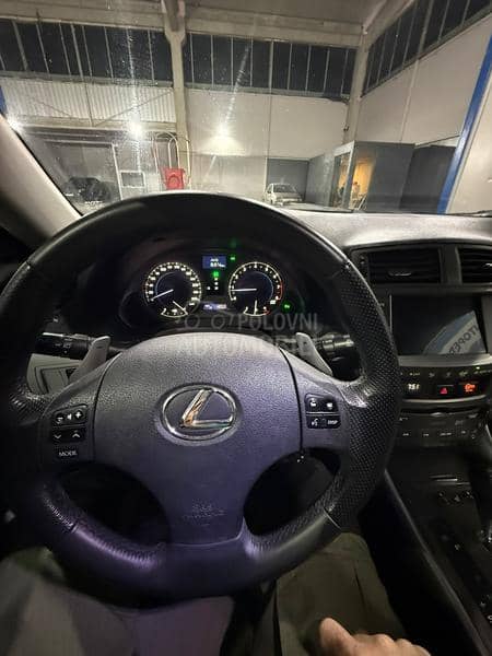 Lexus IS 250 sport