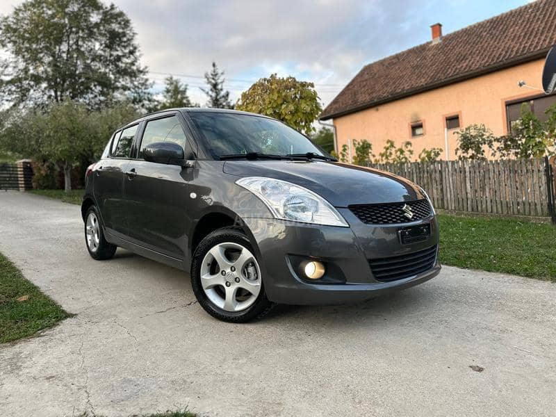 Suzuki Swift c.h.t.o.p 4x4 Suzuki Swift c.h.t.o.p 4x4