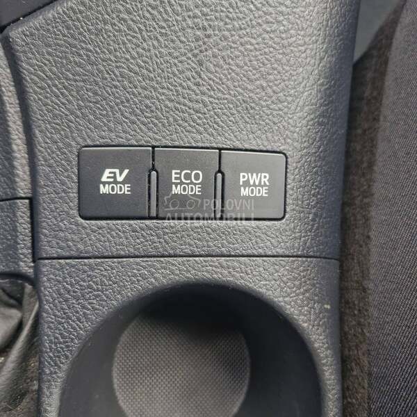 Toyota Auris 1.8 hibrid