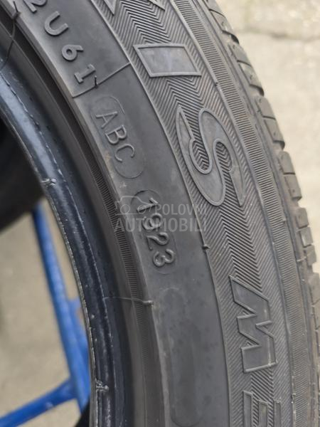 Maxxis 215/55 R17 Zimska