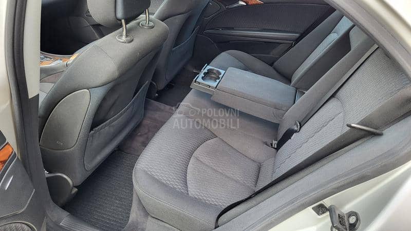 Mercedes Benz E 220 220CDI Mercedes Benz E 220 220CDI