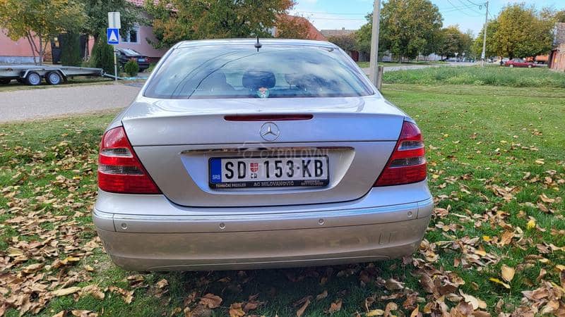 Mercedes Benz E 220 220CDI Mercedes Benz E 220 220CDI