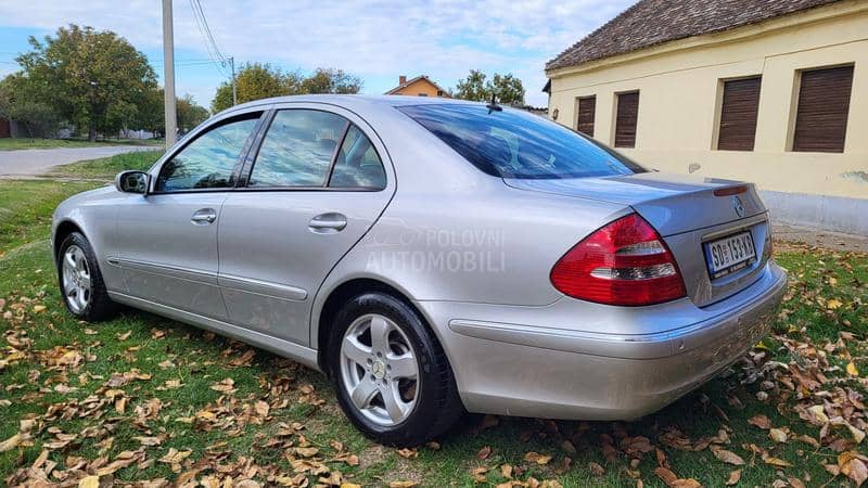 Mercedes Benz E 220 220CDI Mercedes Benz E 220 220CDI
