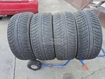 Nokian 255/55 R18 Zimska