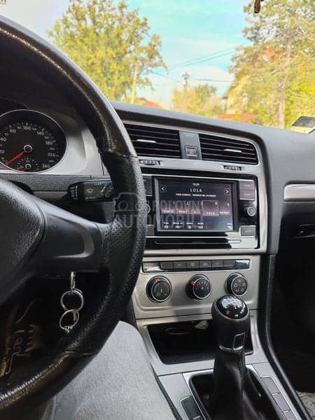 Volkswagen Golf 7 1.6 tdi bluemotion