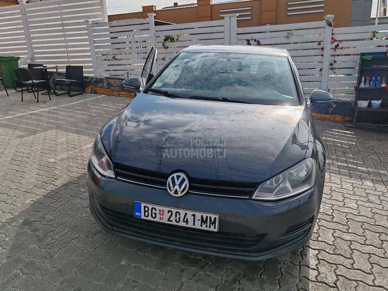 Volkswagen Golf 7 1.6 tdi bluemotion