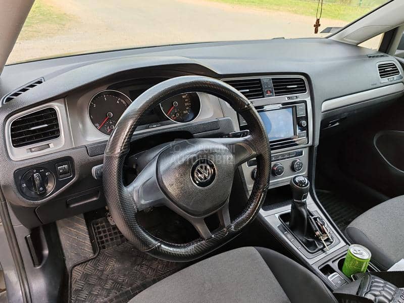 Volkswagen Golf 7 1.6 tdi bluemotion