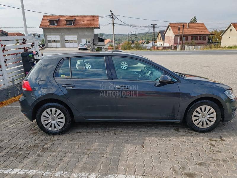 Volkswagen Golf 7 1.6 tdi bluemotion
