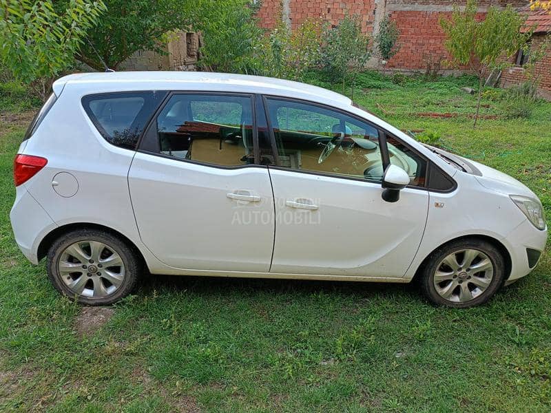 Opel Meriva 1.3 cdti