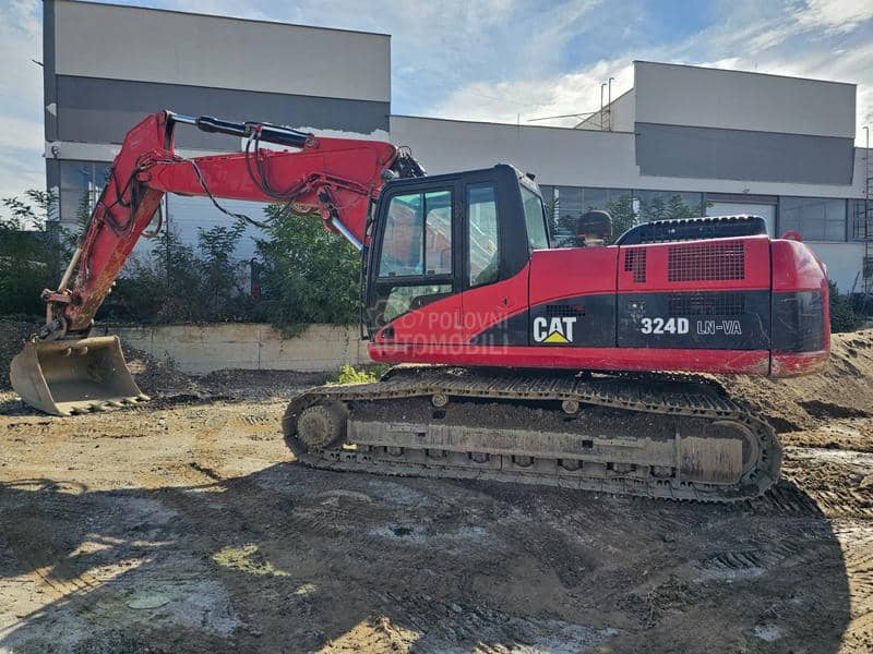 CAT 324D