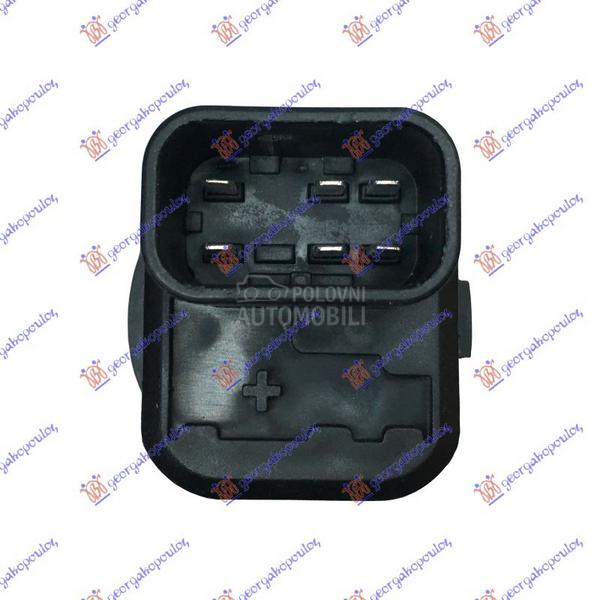 PREKIDAC U PREDNJIM VRATIMA (2