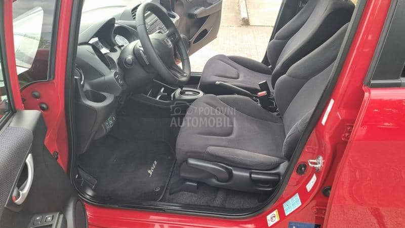 Honda Jazz 1.3 matic hybrid