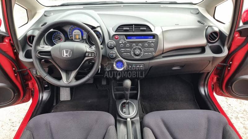Honda Jazz 1.3 matic hybrid
