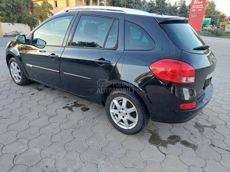 Renault Clio NIGHT I DAY NAWI