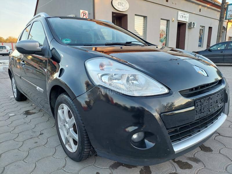 Renault Clio NIGHT I DAY NAWI
