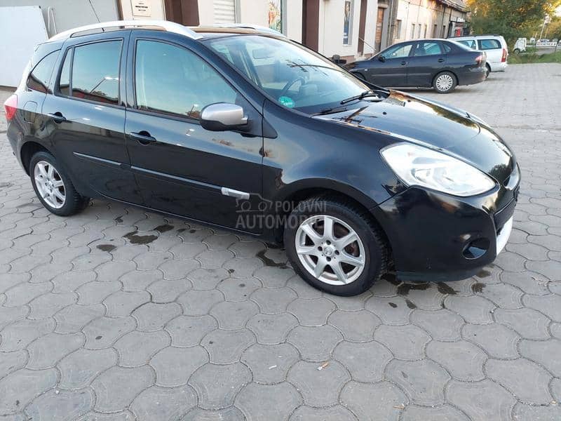 Renault Clio NIGHT I DAY NAWI