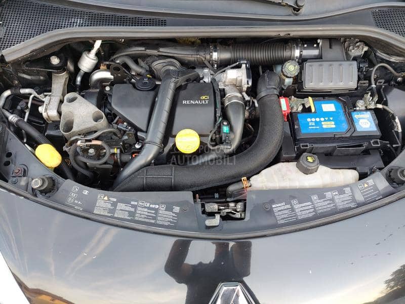 Renault Clio NIGHT I DAY NAWI
