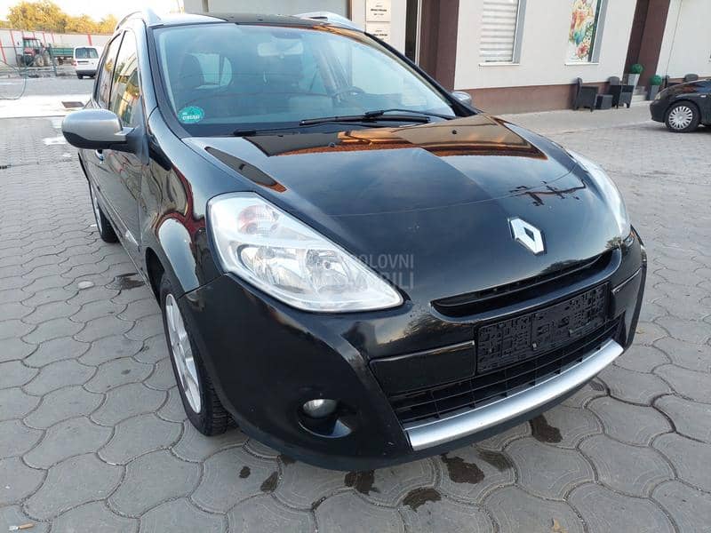 Renault Clio NIGHT I DAY NAWI