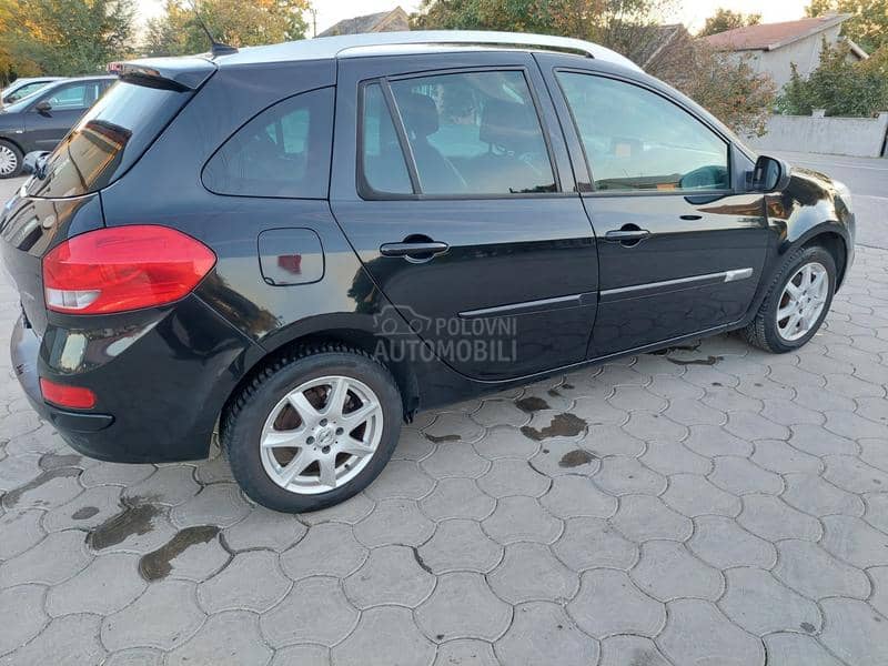 Renault Clio NIGHT I DAY NAWI