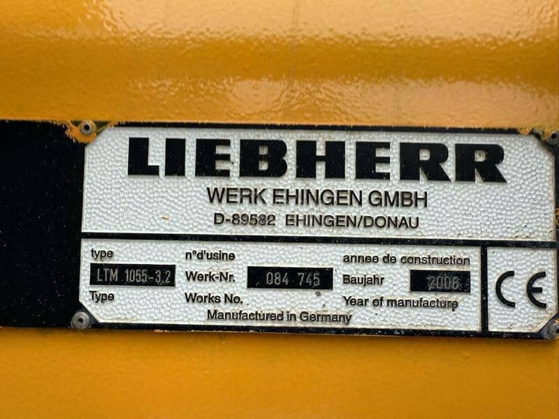 Liebherr LTM 1055
