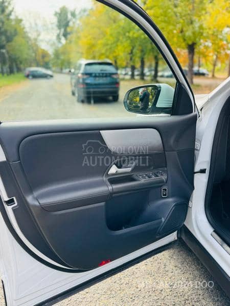 Mercedes Benz GLB 180 2.0d