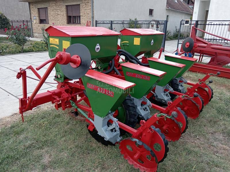 IMT poljoprivrednih masina