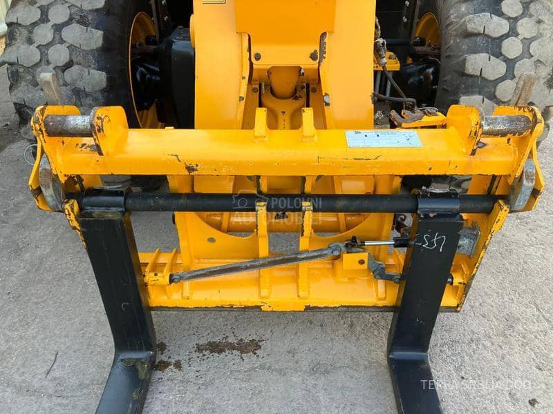 JCB 560 80 WASTEMASTER