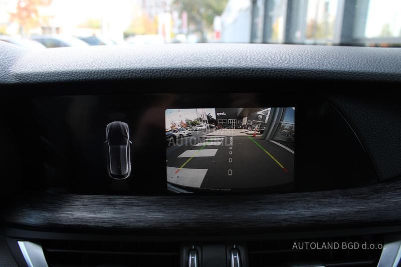 Alfa Romeo Stelvio 2.0 SPRINT Q4 AUT