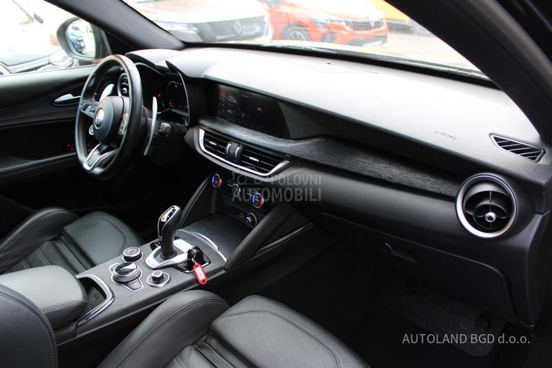 Alfa Romeo Stelvio 2.0 SPRINT Q4 AUT