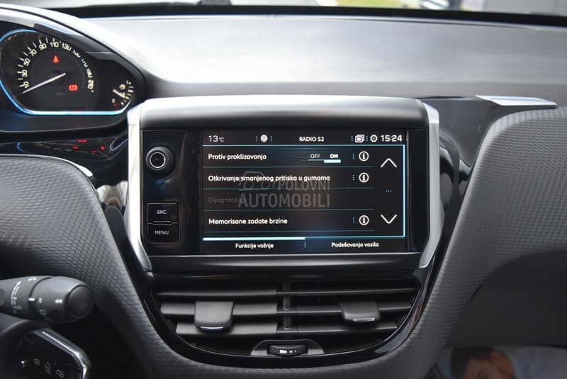 Peugeot 2008 1.2 Allure AT