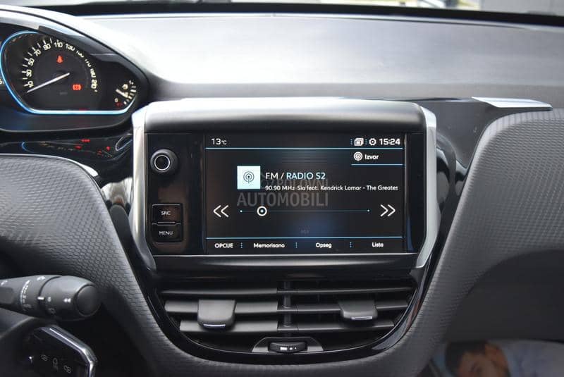 Peugeot 2008 1.2 Allure AT
