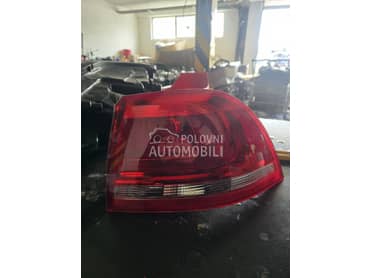 desna stop lampa za Volkswagen Touareg od 2011. do 2014. god.