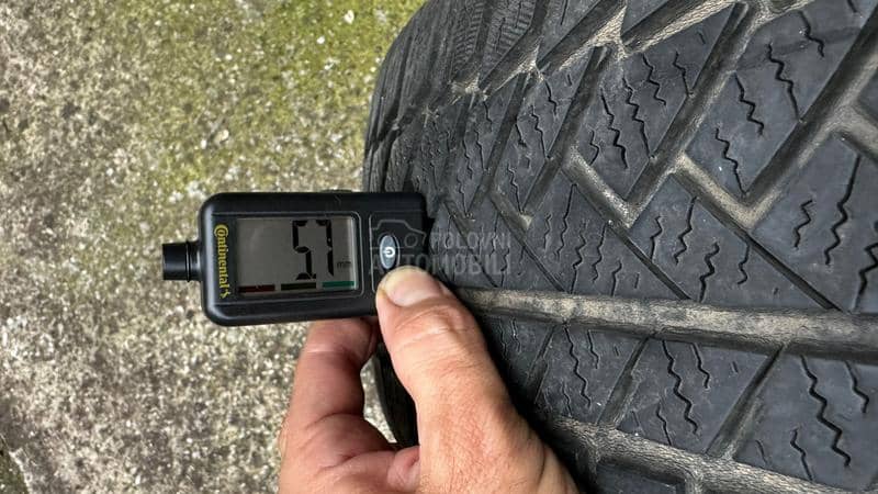 Continental 215/65 R16 Zimska