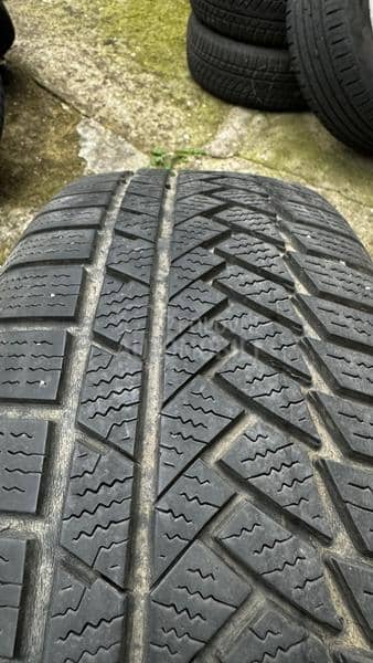 Continental 215/65 R16 Zimska
