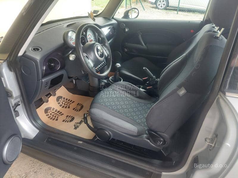 MINI One 1.4 D4D SEVEN