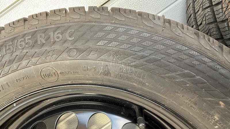 Continental 215/65 R16 Sve sezone